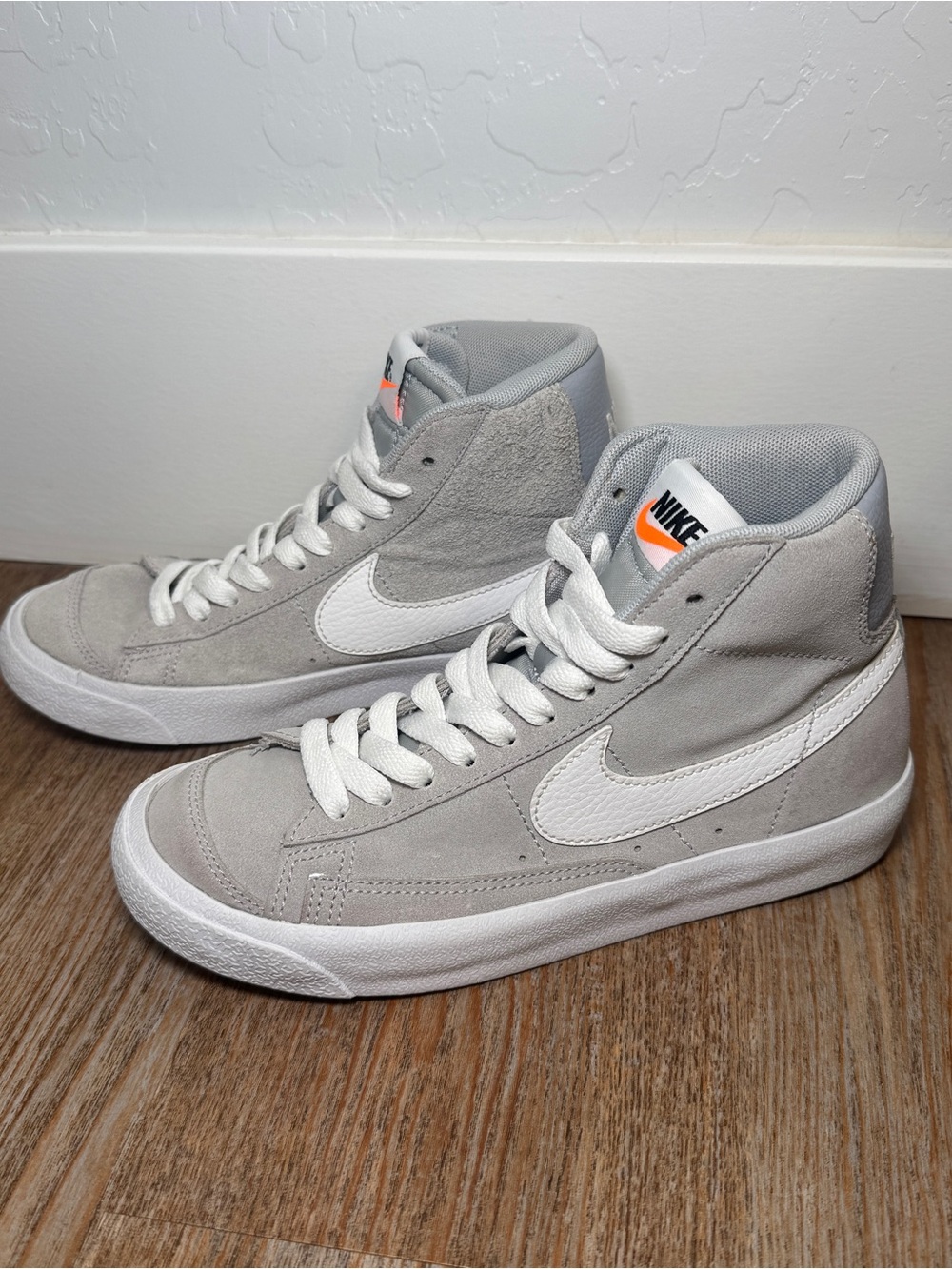 Nike Blazer Mid 77 GS Wolf Grey DD3237-001 Youth 3.5Y Suede High Top Sneaker